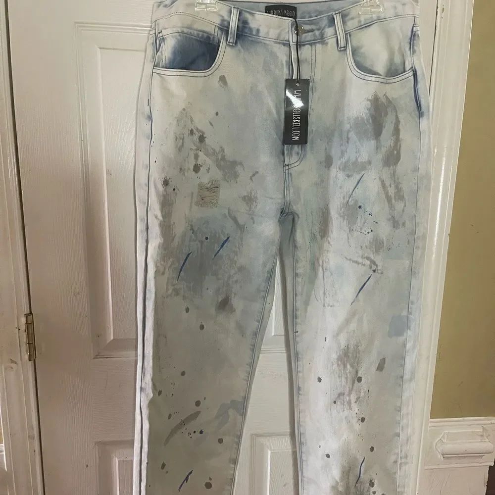 NWT Current Mood Paint the town Mom Jeans paint splatter faded denim SZ2…